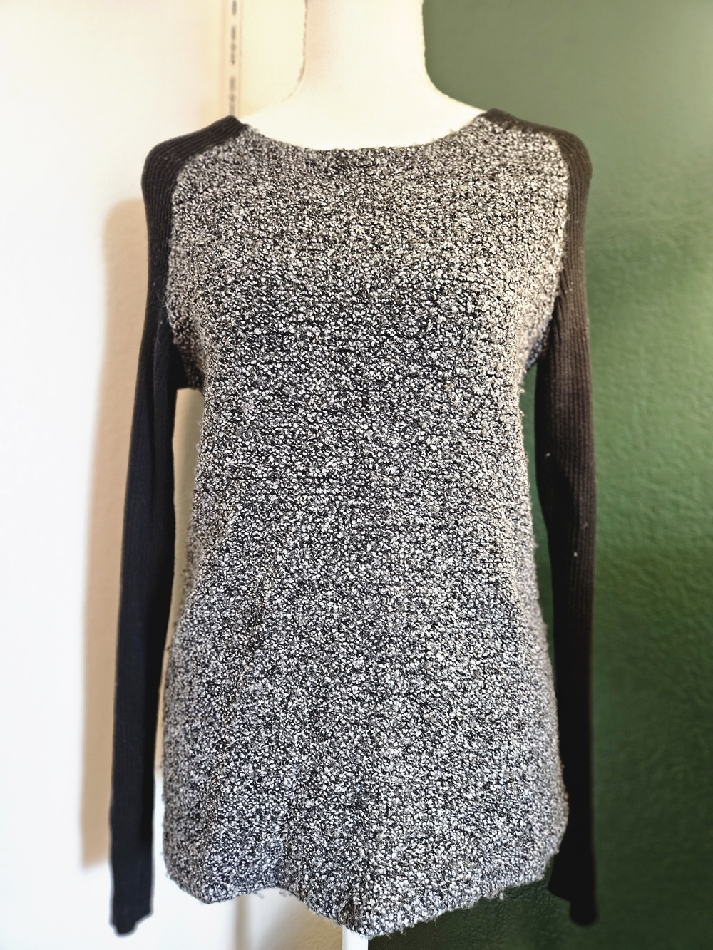 LOFT Black Sleeved Black & Gray Textured Crewneck Sweater